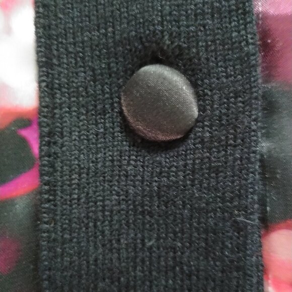 Pink Tartan Floral Panel Black Merino Wool Cardigan - Picture 7 of 12